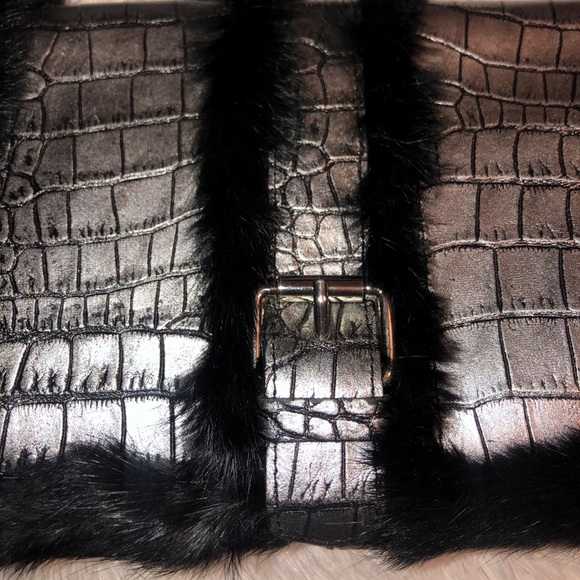 Cavalcanti Leather/Fur Handbag - Picture 8 of 8